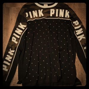 VS PINK campus long sleeve Tee